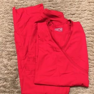 Cherokee red scrub set